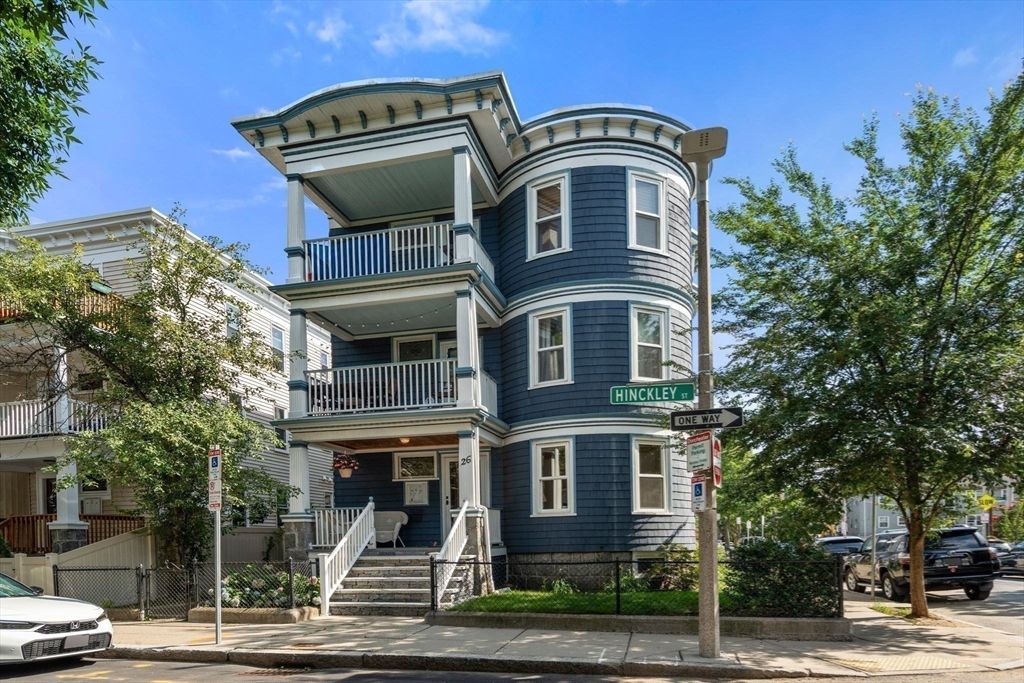26 Hinckley St 1, Boston, MA 02125