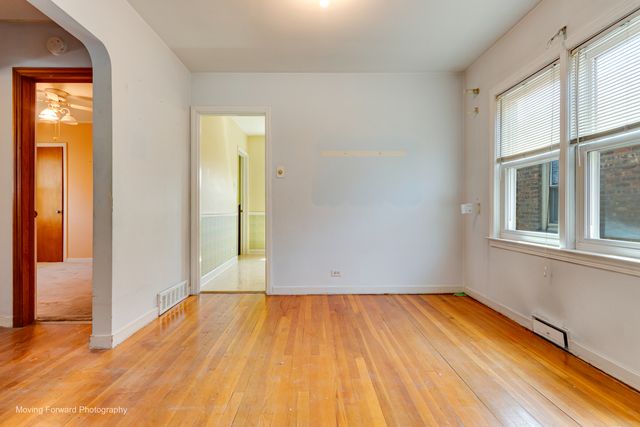 6153 S Melvina Avenue, Chicago, IL 60638