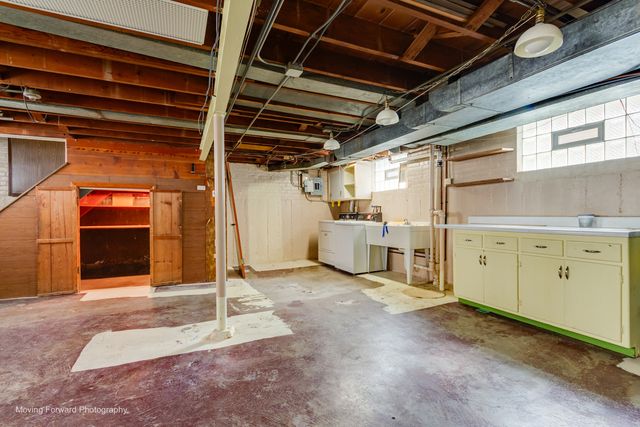 6153 S Melvina Avenue, Chicago, IL 60638