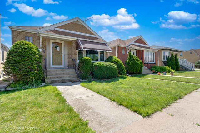 6153 S Melvina Avenue, Chicago, IL 60638