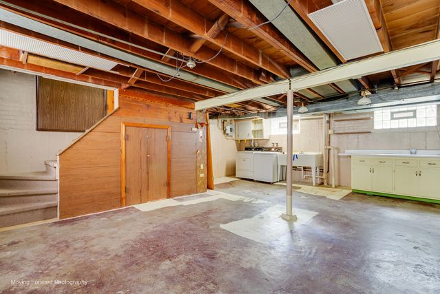6153 S Melvina Avenue, Chicago, IL 60638