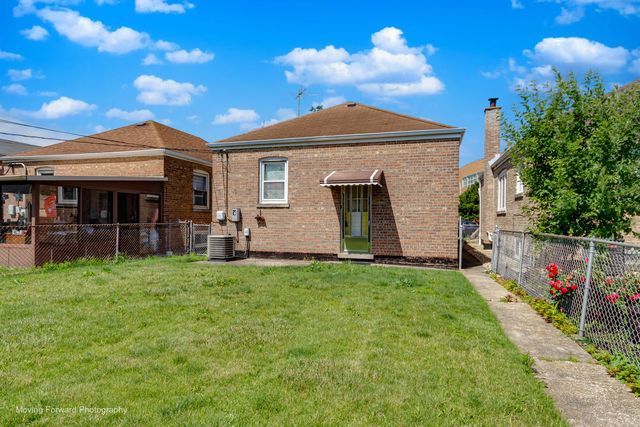 6153 S Melvina Avenue, Chicago, IL 60638