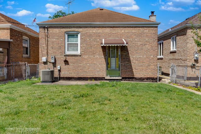 6153 S Melvina Avenue, Chicago, IL 60638