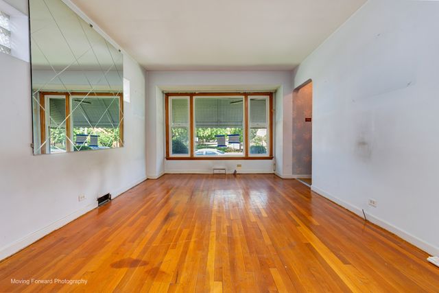6153 S Melvina Avenue, Chicago, IL 60638