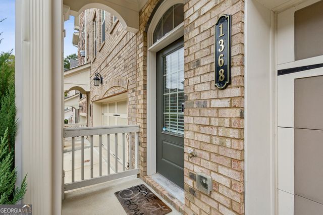 1368 Live Oak Lane, Atlanta, GA 30319