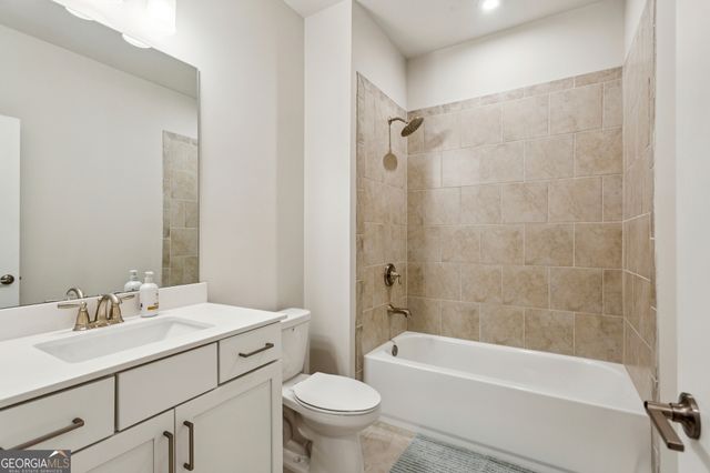 1368 Live Oak Lane, Atlanta, GA 30319