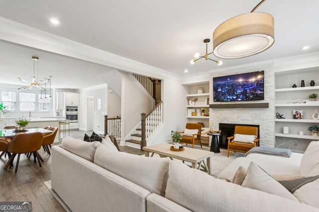 1368 Live Oak Lane, Atlanta, GA 30319
