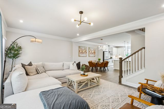 1368 Live Oak Lane, Atlanta, GA 30319