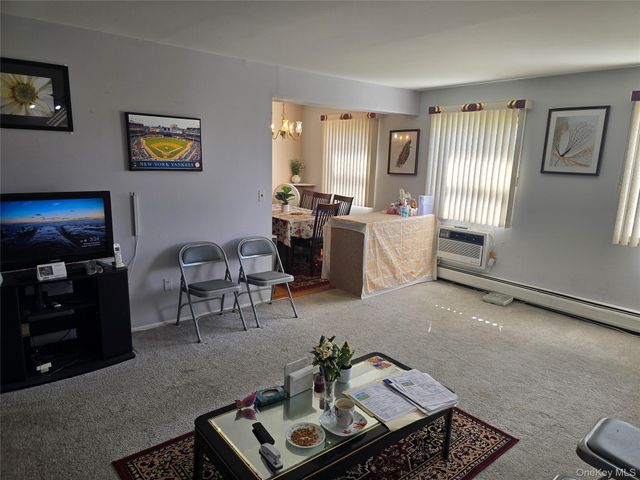 14 Normandy Village 5, Nanuet, NY 10954