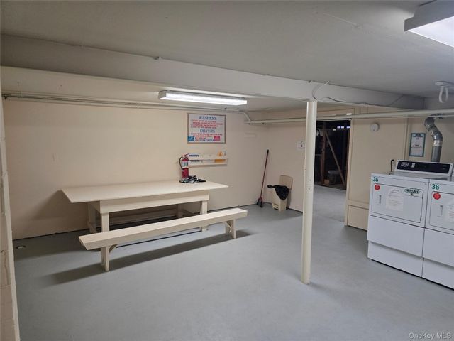 14 Normandy Village 5, Nanuet, NY 10954