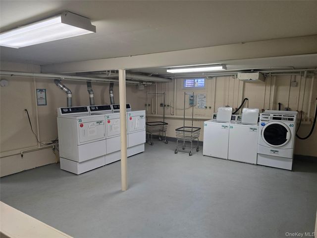 14 Normandy Village 5, Nanuet, NY 10954