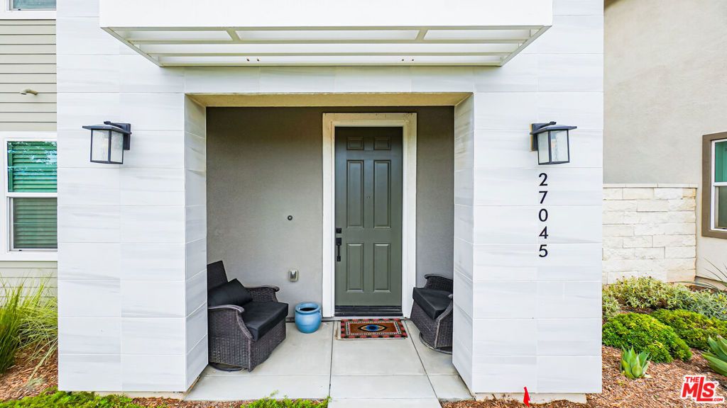 27045 Trail View Lane, Valencia, CA 91381 — photo 3