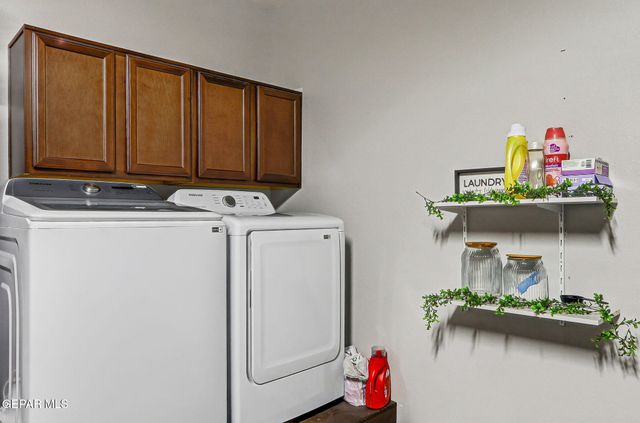 11104 BULLSEYE Street, El Paso, TX 79934