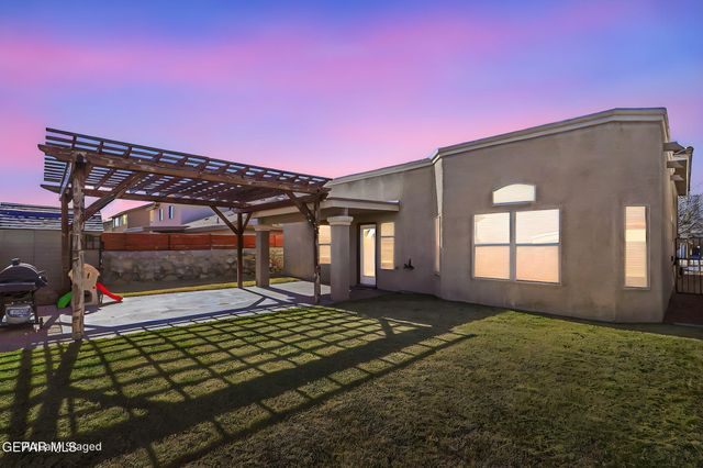 11104 BULLSEYE Street, El Paso, TX 79934