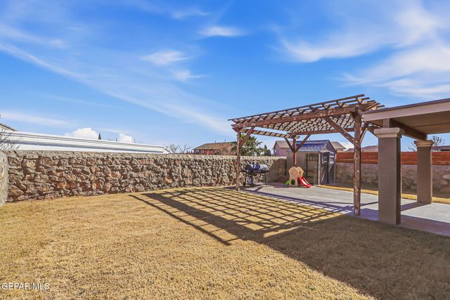 11104 BULLSEYE Street, El Paso, TX 79934