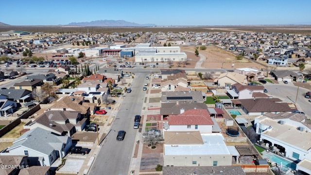 11104 BULLSEYE Street, El Paso, TX 79934