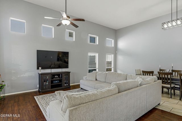 11104 BULLSEYE Street, El Paso, TX 79934