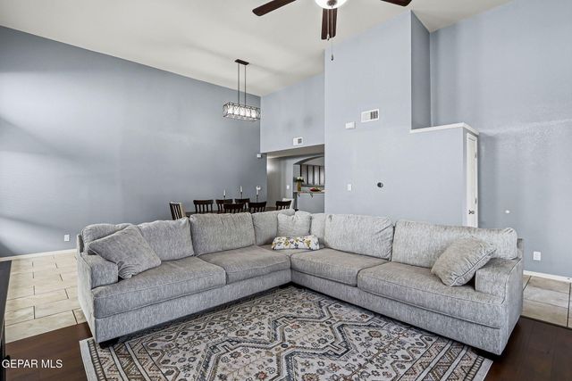 11104 BULLSEYE Street, El Paso, TX 79934