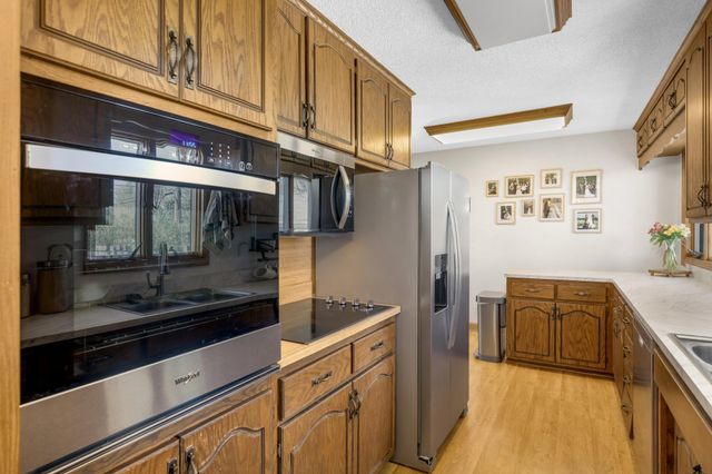 241 9th Avenue NW, New Brighton, MN 55112