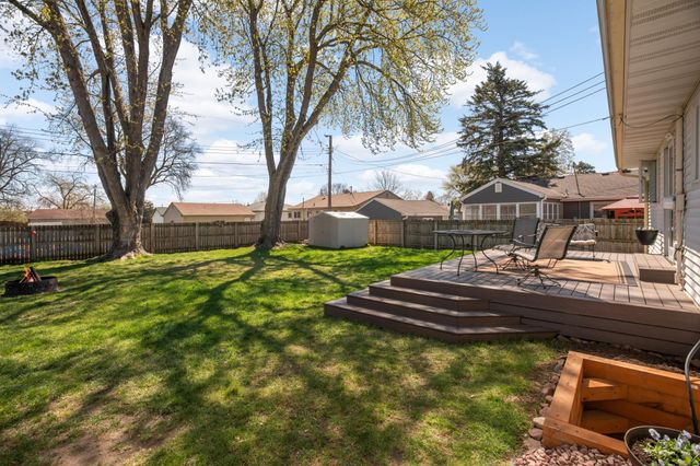 241 9th Avenue NW, New Brighton, MN 55112