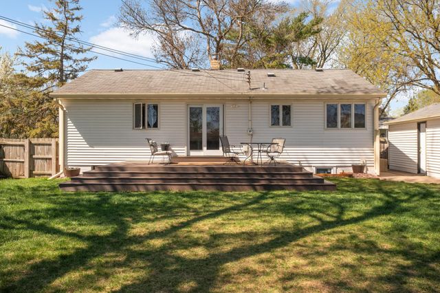 241 9th Avenue NW, New Brighton, MN 55112