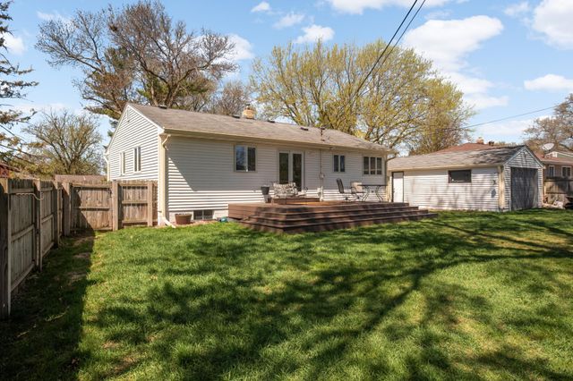 241 9th Avenue NW, New Brighton, MN 55112