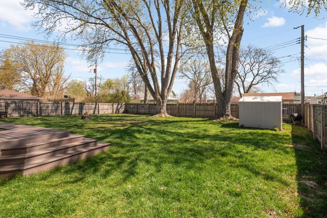 241 9th Avenue NW, New Brighton, MN 55112