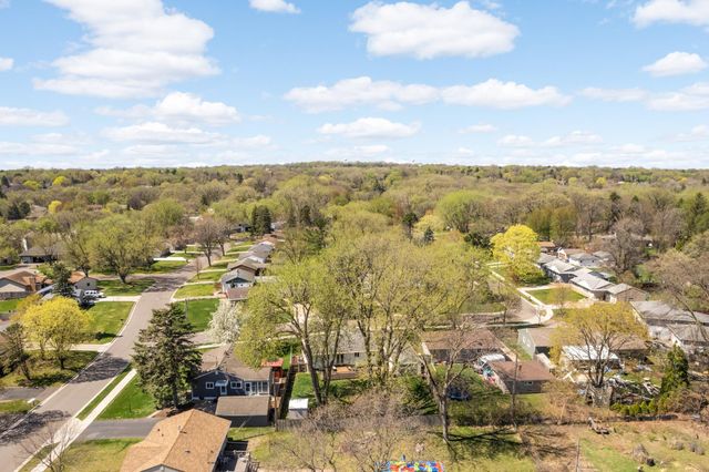 241 9th Avenue NW, New Brighton, MN 55112