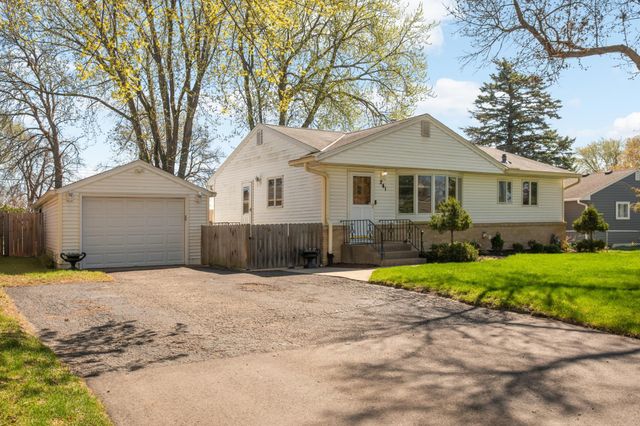 241 9th Avenue NW, New Brighton, MN 55112