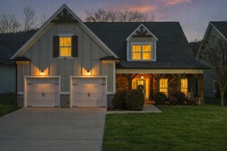 595 Deer Valley Dr, Hixson, TN 37343