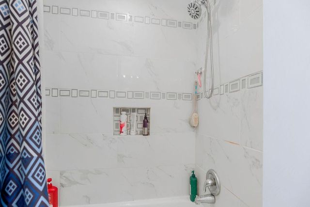 4301 NW 51st Street, Kansas City, MO 64151