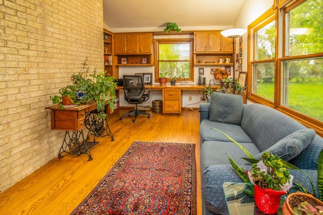 12155 Luther AVENUE, Hales Corners, WI 53130