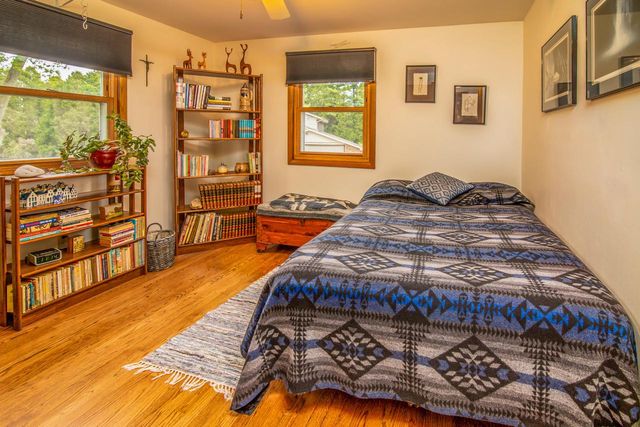 12155 Luther AVENUE, Hales Corners, WI 53130