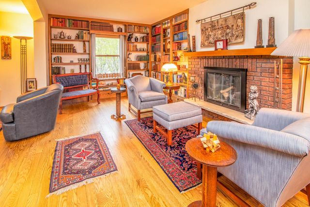 12155 Luther AVENUE, Hales Corners, WI 53130