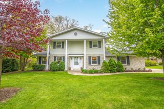 12155 Luther AVENUE, Hales Corners, WI 53130