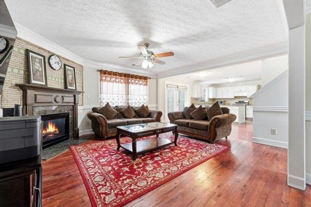 1078 Pine Acre Drive, Sugar Hill, GA 30518