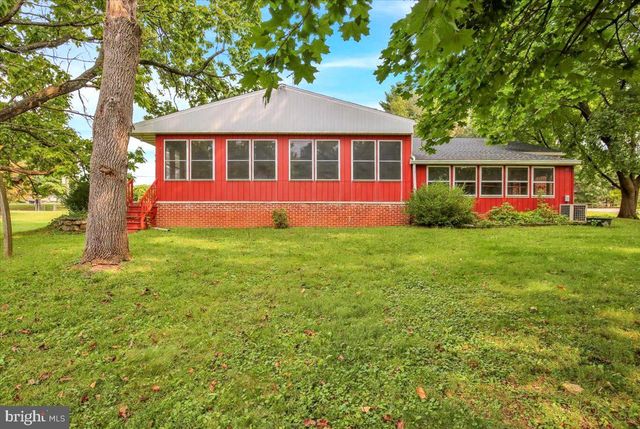 5306 E LORANE RD, Reading, PA 19606
