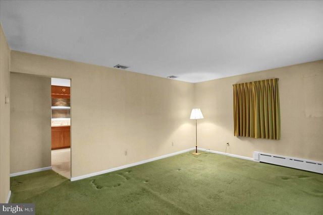 5306 E LORANE RD, Reading, PA 19606