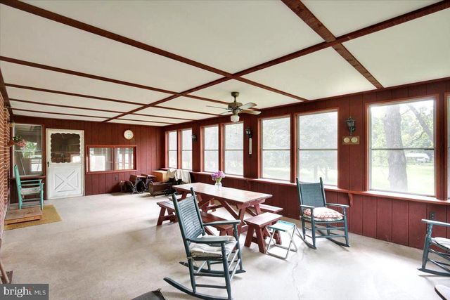 5306 E LORANE RD, Reading, PA 19606