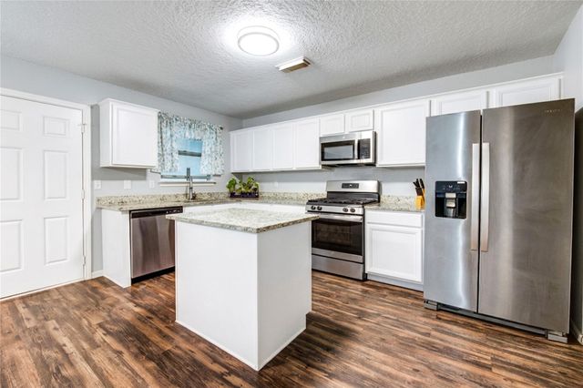 7302 Greenwood Point Drive, Cypress, TX 77433