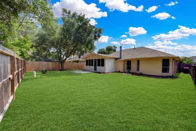 7302 Greenwood Point Drive, Cypress, TX 77433
