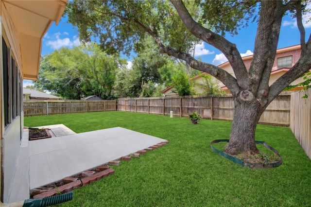 7302 Greenwood Point Drive, Cypress, TX 77433