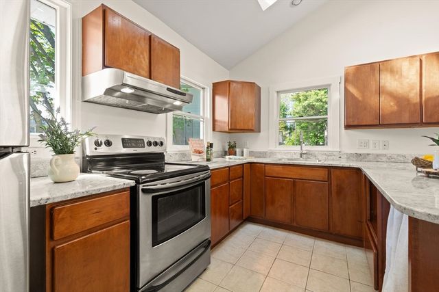 33 Palfrey Rd, Belmont, MA 02478
