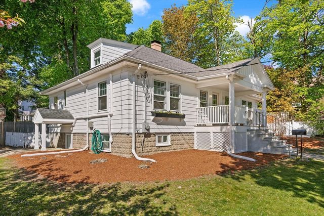 33 Palfrey Rd, Belmont, MA 02478