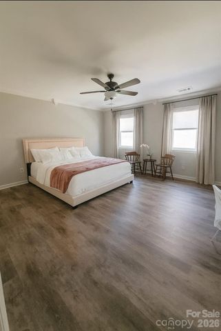 8225 Kensington Lane, Harrisburg, NC 28075