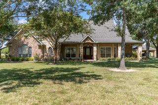 25127 Mitchell Road, Hempstead, TX 77445