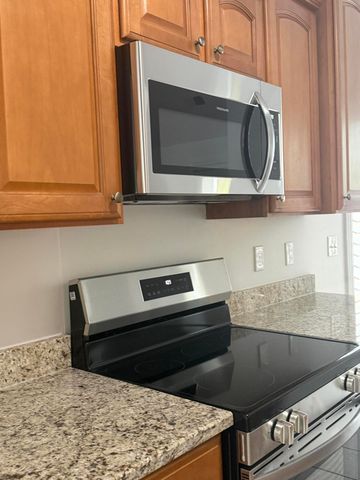 102 Sago Palm Court, Summerville, SC 29483