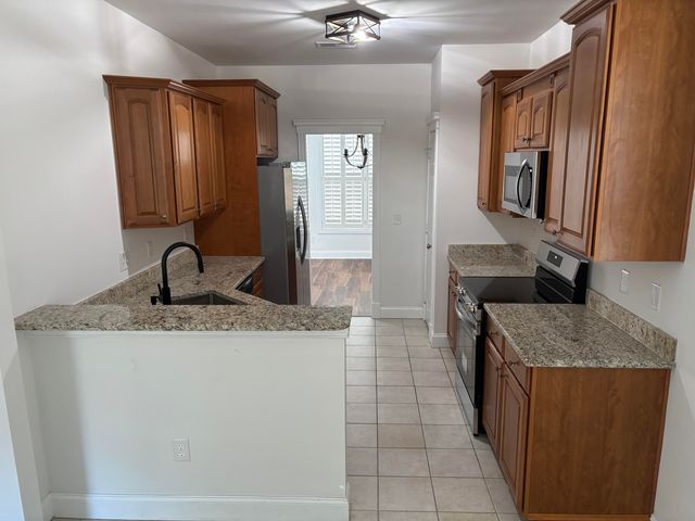 102 Sago Palm Court, Summerville, SC 29483