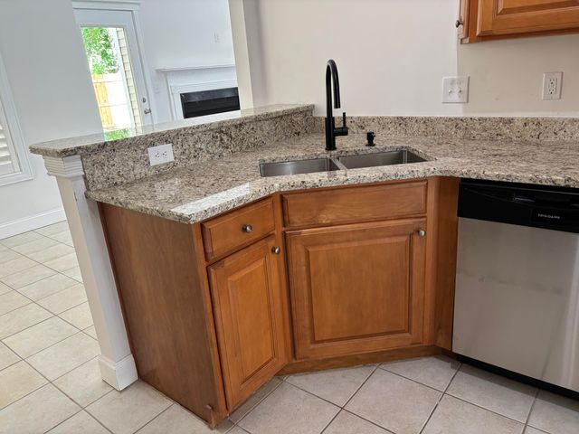 102 Sago Palm Court, Summerville, SC 29483