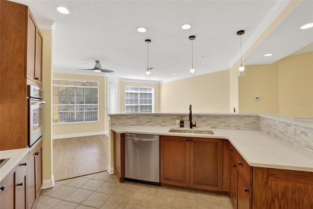 6451 SUNSET BAY CIRCLE, Apollo Beach, FL 33572